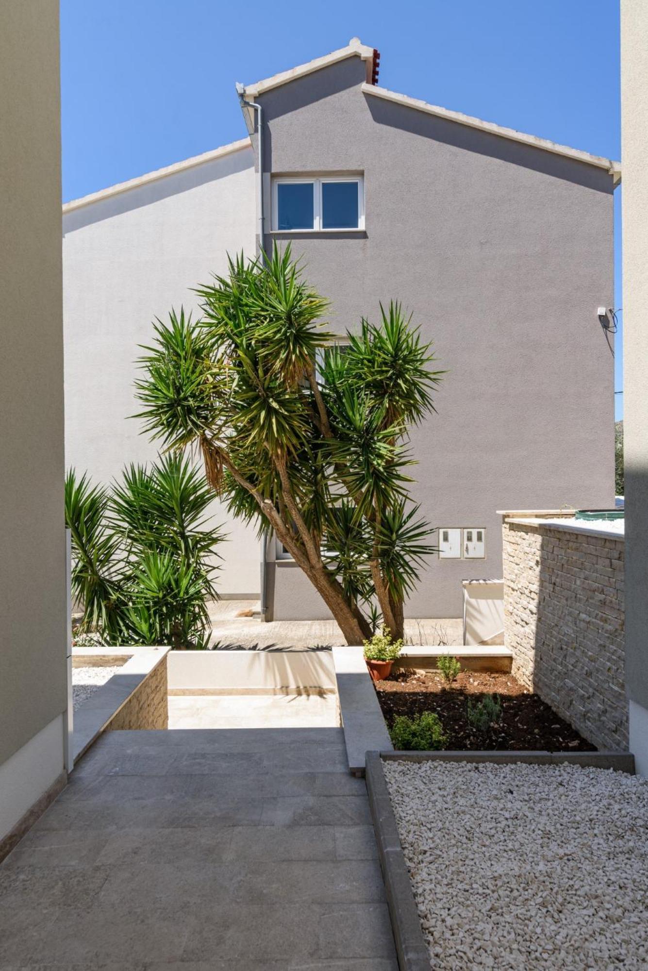 Apartment Ursa Trogir Exterior photo